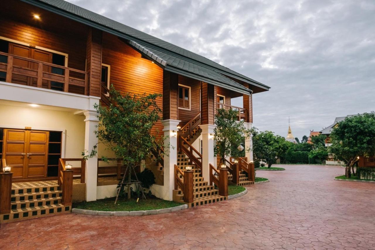 Huen Him Kong Hotel Phrae Eksteriør bilde